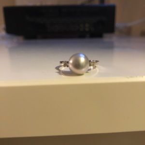 Pearl and CZ sterling silver ring